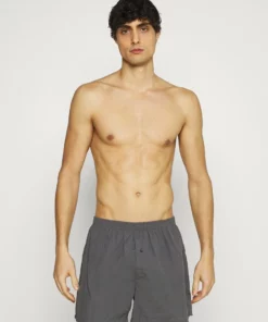 Pier One Uomo 3 PACK - Boxer - Black/dark Grey/white 12 Pier One Uomo 3 PACK - Boxer - Black/dark Grey/white -Moda Perfetta 4af64cb960414cd48e1fdfa07b3421e5