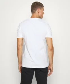 Pier One Uomo 7 PACK - T-shirt Basic - White/blue/green -Moda Perfetta 4c6d204e8dc94472bbef7b0c70bc02cc