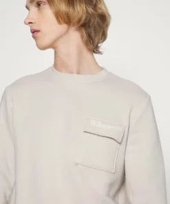 Pier One Uomo UNITED UTILITY CREW - Felpa - Stone 11 Pier One Uomo UNITED UTILITY CREW - Felpa - Stone -Moda Perfetta 4da17c2fd74c4e71a0069a716355013f