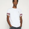 Pier One Uomo T-shirt Con Stampa - White 1 Pier One Uomo T-shirt Con Stampa - White -Moda Perfetta 4dcccde731984b94ac7c1feb5705962b