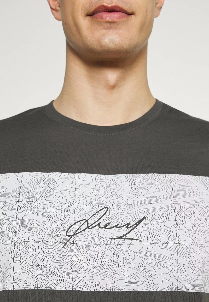 Pier One Uomo T-shirt Con Stampa - Dark Grey 7 Pier One Uomo T-shirt Con Stampa - Dark Grey - immagine 5