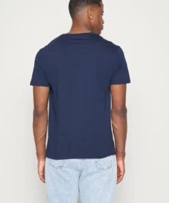 Pier One Uomo GRAPHIC T-SHIRT - T-shirt Con Stampa - Dark Blue 16 Pier One Uomo GRAPHIC T-SHIRT - T-shirt Con Stampa - Dark Blue -Moda Perfetta 50426d461648432e9fdda767149525f4