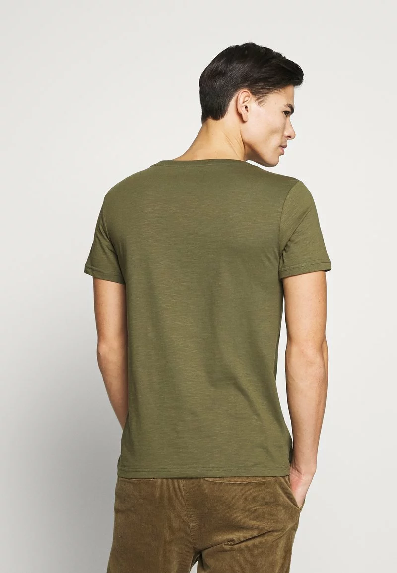 Pier One Uomo T-shirt Basic - Khaki 5 Pier One Uomo T-shirt Basic - Khaki - immagine 3