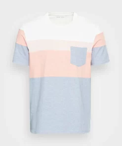 Pier One Uomo T-shirt Basic - Red 10 Pier One Uomo T-shirt Basic - Red -Moda Perfetta 525e1e5be1de4548bec6c3f075c4204a