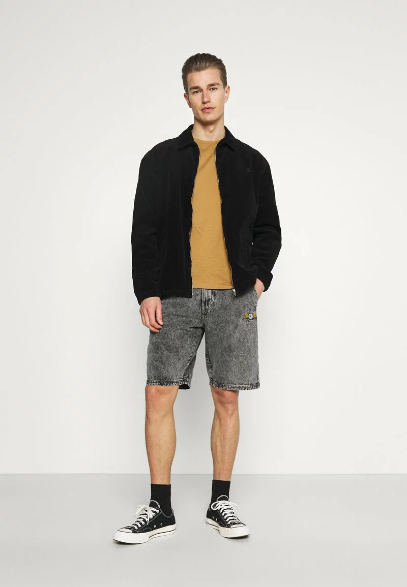 Pier One Uomo 5 PACK - T-shirt Basic - Brown/white/black 3 Pier One Uomo 5 PACK - T-shirt Basic - Brown/white/black