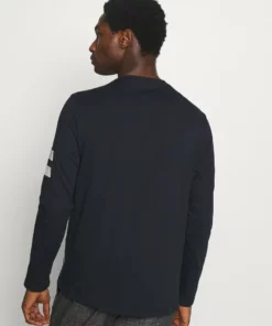 Pier One Uomo Maglietta A Manica Lunga - Dark Blue 11 Pier One Uomo Maglietta A Manica Lunga - Dark Blue -Moda Perfetta 53072bdb54a1435da7e55ce1ba6ee9b5