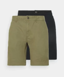 Pier One Uomo 2 PACK - Shorts - Black/olive 22 Pier One Uomo 2 PACK - Shorts - Black/olive -Moda Perfetta 537cb0fdce6c4e76be55c05dfa95f014