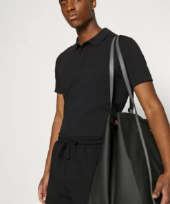 Pier One Uomo 3 PACK - Polo - Dark Blue/red/black -Moda Perfetta 541c728d4b944da686ac1ccfc11da160