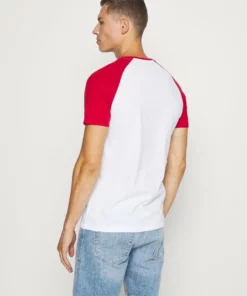 Pier One Uomo T-shirt Basic - Red 9 Pier One Uomo T-shirt Basic - Red -Moda Perfetta 5577710bd0f844e2805a57fc4bfdab86