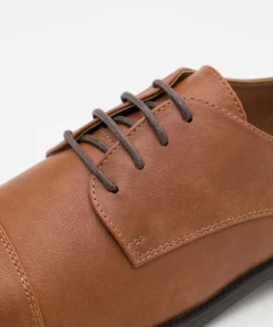 Pier One Uomo Stringate Eleganti - Cognac 13 Pier One Uomo Stringate Eleganti - Cognac -Moda Perfetta 566099df342b4ba79de44db6e1ad5ac9