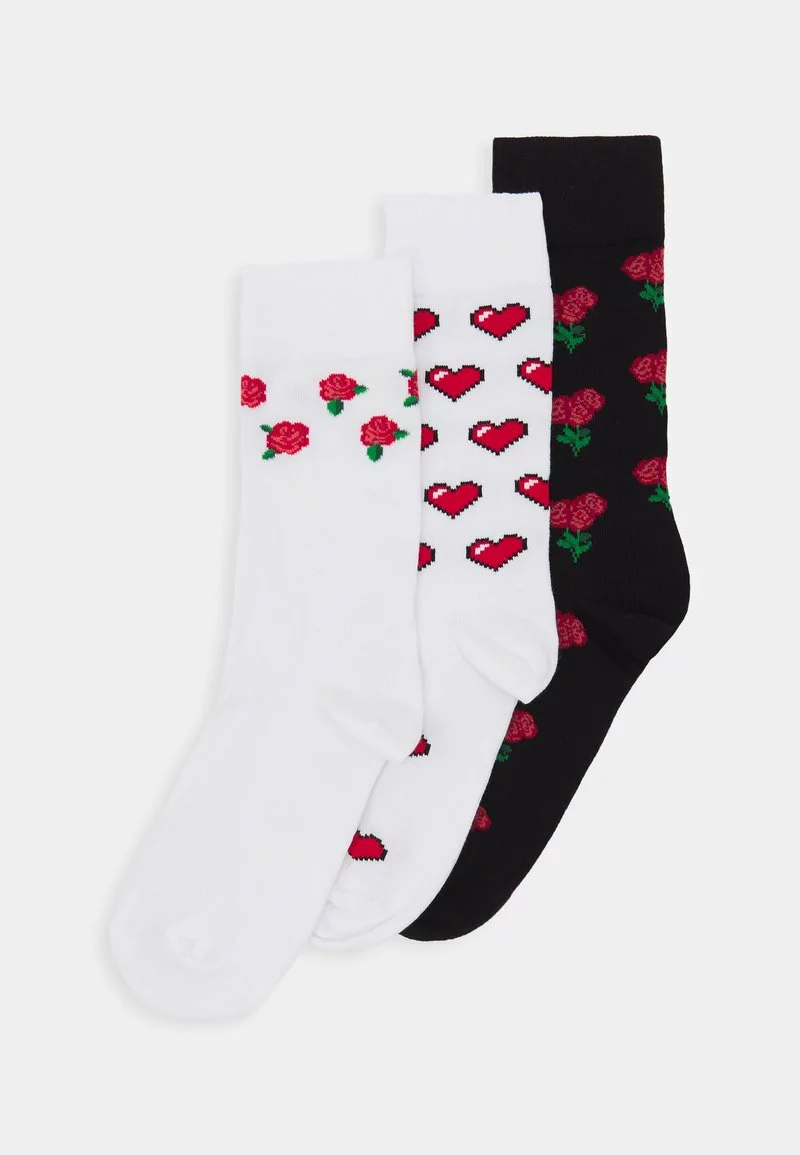 Pier One Uomo VALENTINES SOCK 3 PACK - Calze - Black/red/white 3 Pier One Uomo VALENTINES SOCK 3 PACK - Calze - Black/red/white