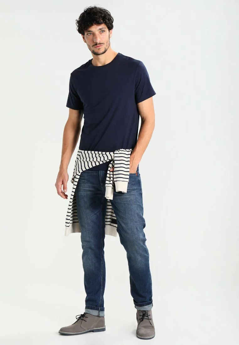 Pier One Uomo T-shirt Basic - Dark Blue 4 Pier One Uomo T-shirt Basic - Dark Blue - immagine 2