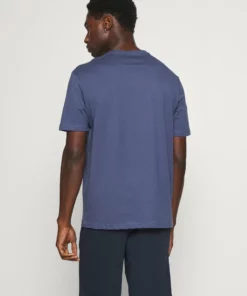 Pier One Uomo Pigiama - Blue/dark Blue 12 Pier One Uomo Pigiama - Blue/dark Blue -Moda Perfetta 5851fcc607da4c2ab706bb20738f1e45