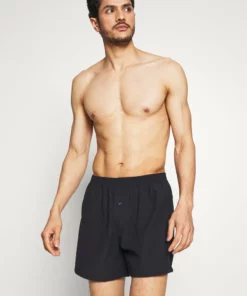 Pier One Uomo 5 PACK - Boxer - Dark Blue/blue 10 Pier One Uomo 5 PACK - Boxer - Dark Blue/blue -Moda Perfetta 5962ef81ec20424aa58da76683cf9bfd