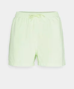Pier One Uomo PEACHY SOFT BEACH SHORTS - Shorts Da Mare - Light Green 8 Pier One Uomo PEACHY SOFT BEACH SHORTS - Shorts Da Mare - Light Green -Moda Perfetta 5a1781f19dd5455383c9d91b5ac606ba