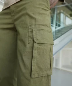 Pier One Uomo Pantaloni Cargo - Olive 11 Pier One Uomo Pantaloni Cargo - Olive -Moda Perfetta 5a8478edfb374178b4727b3eb9a870a2