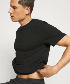 Pier One Uomo Pigiama - Black/dark Grey 16 Pier One Uomo Pigiama - Black/dark Grey -Moda Perfetta 5ac151a152404f73a1b1f4860c73961b