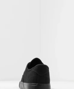 Pier One Uomo Sneakers Basse - Black 11 Pier One Uomo Sneakers Basse - Black -Moda Perfetta 5ac64059aff84a05a80323a5a162e242