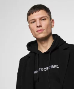 Pier One Uomo WASTE OF TIME HOOD - Felpa Con Cappuccio - Black 11 Pier One Uomo WASTE OF TIME HOOD - Felpa Con Cappuccio - Black -Moda Perfetta 60248d23e2674c049c73193794706892