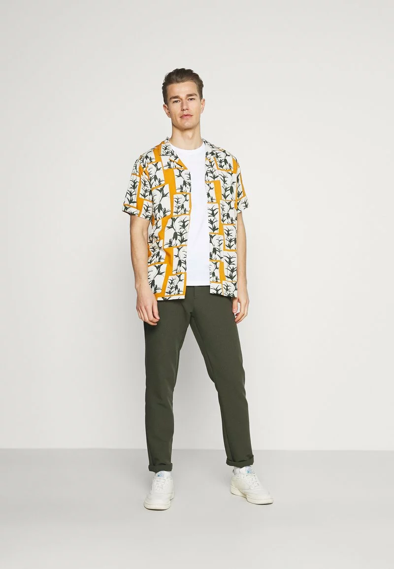 Pier One Uomo T-shirt Con Stampa - White 4 Pier One Uomo T-shirt Con Stampa - White - immagine 2