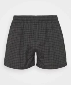 Pier One Uomo Pigiama - Black/dark Grey 22 Pier One Uomo Pigiama - Black/dark Grey -Moda Perfetta 66c20b8be6a544f0982ac59ec65ee38d