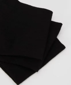Pier One Uomo 3 PACK - Calze - Black 7 Pier One Uomo 3 PACK - Calze - Black -Moda Perfetta 67f1881c7b0045a8a2ea34b90a2be931