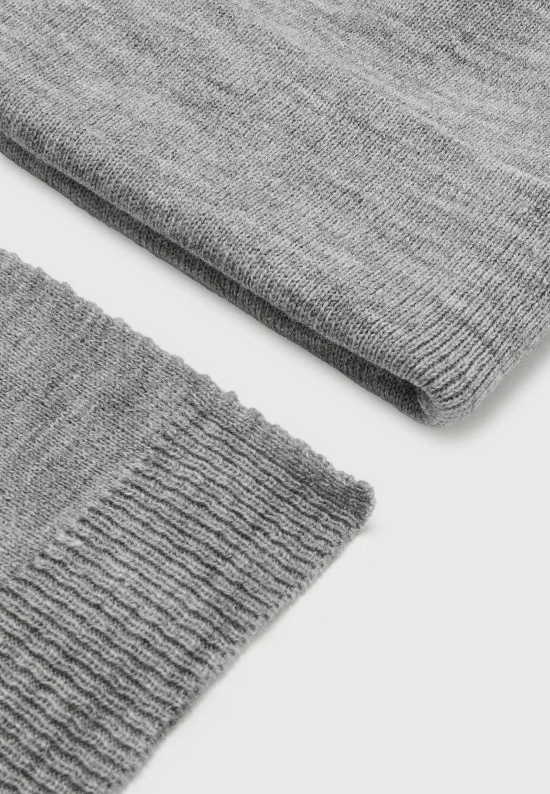 Pier One SET UNISEX - Sciarpa - Grey 6 Pier One SET UNISEX - Sciarpa - Grey - immagine 4