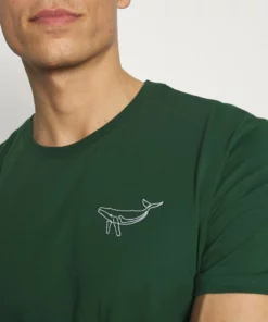 Pier One Uomo T-shirt Con Stampa - Dark Green 11 Pier One Uomo T-shirt Con Stampa - Dark Green -Moda Perfetta 6f91de3805c94a6f8e34e32ce4c2b34a