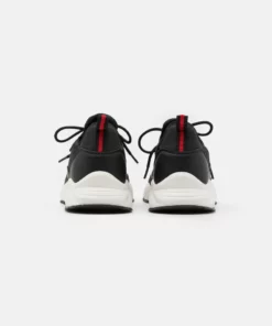 Pier One UNISEX - Sneakers Basse - Black 10 Pier One UNISEX - Sneakers Basse - Black -Moda Perfetta 6fff8a60f8d24b56a30b80cd21273dae