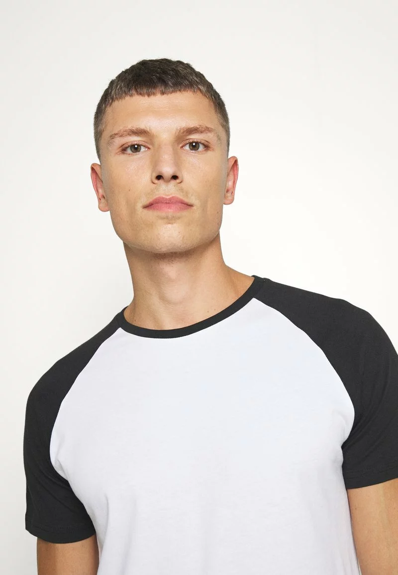 Pier One Uomo T-shirt Basic - Black 7 Pier One Uomo T-shirt Basic - Black - immagine 5