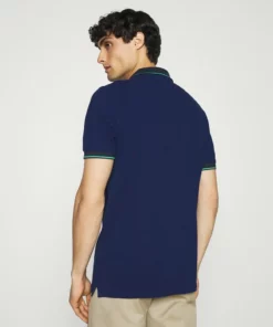 Pier One Uomo Polo - Dark Blue 10 Pier One Uomo Polo - Dark Blue -Moda Perfetta 7173994d7a34441fbb82faedd416dbb5