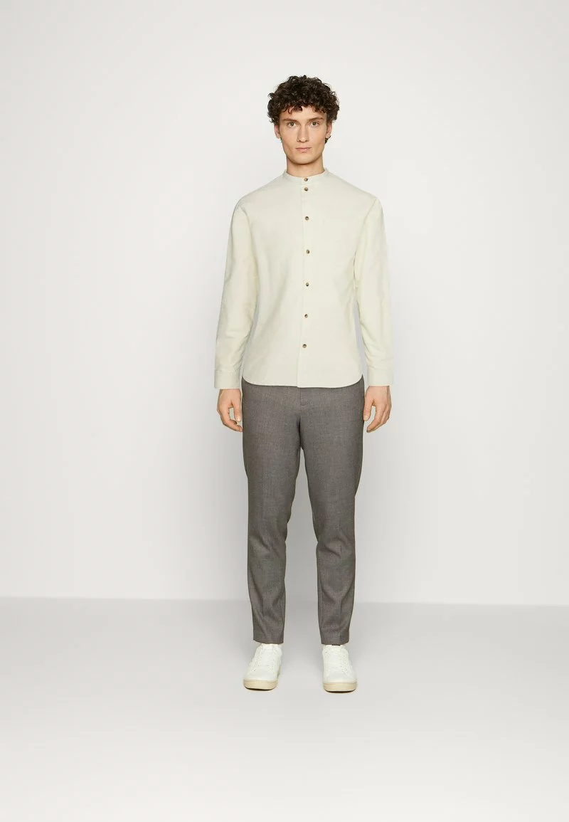 Pier One Uomo COLLAR OXFORD - Camicia - Off-white 4 Pier One Uomo COLLAR OXFORD - Camicia - Off-white - immagine 2