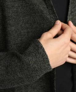 Pier One Uomo Cardigan - Black/olive 13 Pier One Uomo Cardigan - Black/olive -Moda Perfetta 77cc56baa8d64ff08fd27eaa2cfca327