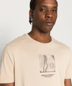 Pier One Uomo T-shirt Con Stampa - Tan 11 Pier One Uomo T-shirt Con Stampa - Tan -Moda Perfetta 77d0fcbf246c48239c77c1f402852ca8