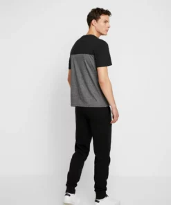 Pier One Uomo Pantaloni Sportivi - Black -Moda Perfetta 790027f335a74c3ca06821e0ca6ff99b