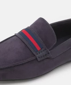 Pier One Uomo Scarpe Senza Lacci - Dark Blue 13 Pier One Uomo Scarpe Senza Lacci - Dark Blue -Moda Perfetta 7927fb4bad3644d19cad4ebc627138ac