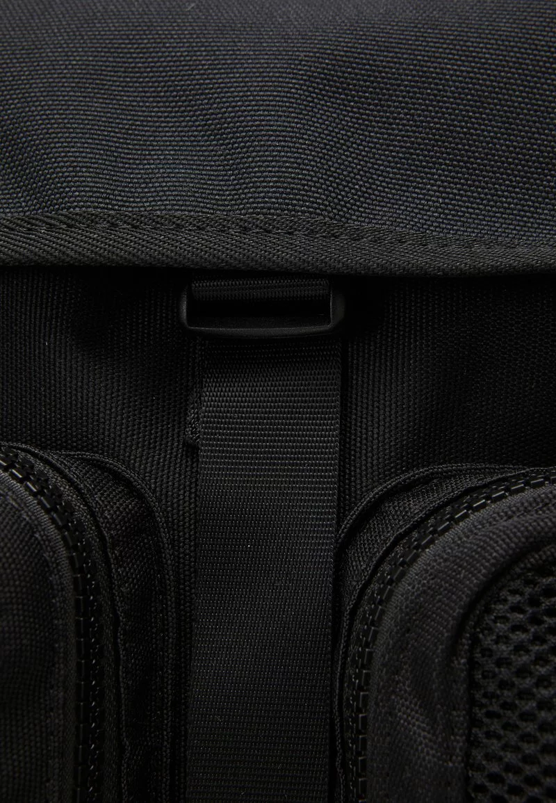 Pier One UNISEX - Zaino - Black 7 Pier One UNISEX - Zaino - Black - immagine 5