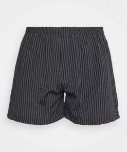 Pier One Uomo 5 PACK - Boxer - Black/grey/white 15 Pier One Uomo 5 PACK - Boxer - Black/grey/white -Moda Perfetta 7c9893a14dd7470a89cdf9cb7d91b745