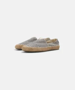 Pier One Uomo UNISEX - Espadrillas - Dark Blue/white 10 Pier One Uomo UNISEX - Espadrillas - Dark Blue/white -Moda Perfetta 7d0cf1ea62894a0ab9ebe1eabb4d3c96