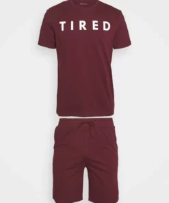 Pier One Uomo Pigiama - Bordeaux 18 Pier One Uomo Pigiama - Bordeaux -Moda Perfetta 7e36a1bac1684d558a33e0beaddf7ad6