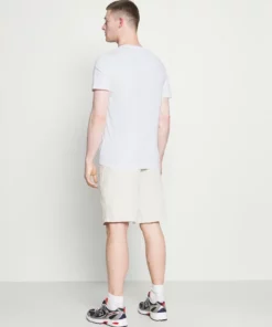 Pier One Uomo T-shirt Basic - White 11 Pier One Uomo T-shirt Basic - White -Moda Perfetta 8059605f51c946de9a6c82b78a3062db