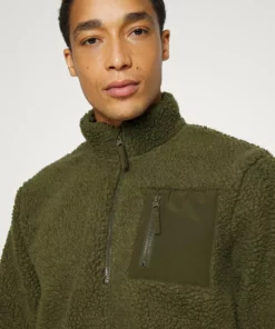 Pier One Uomo Felpa In Pile - Olive 13 Pier One Uomo Felpa In Pile - Olive -Moda Perfetta 81835f74cf034646bd0924e68188c653
