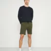 Pier One Uomo 2 PACK - Shorts - Black/olive 2 Pier One Uomo 2 PACK - Shorts - Black/olive -Moda Perfetta 81b545227b274ca3b55cd0408599ac78