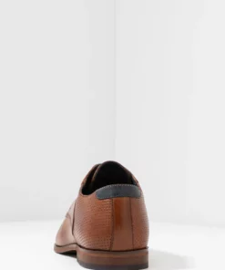 Pier One Uomo LEATHER - Stringate Eleganti - Cognac 11 Pier One Uomo LEATHER - Stringate Eleganti - Cognac -Moda Perfetta 85ed4a4ce90d47708a459aa5a2949103