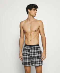 Pier One Uomo 3 PACK - Boxer - Black 13 Pier One Uomo 3 PACK - Boxer - Black -Moda Perfetta 874b8ccd623d4a7e81f8d9ffa6d5557c
