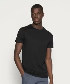 Pier One Uomo 3 PACK - T-shirt Basic - White/black/light Grey 13 Pier One Uomo 3 PACK - T-shirt Basic - White/black/light Grey -Moda Perfetta 8841ef7a330647bd9e8c373d192746b9