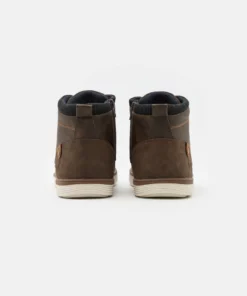 Pier One Uomo Sneakers Alte - Brown 10 Pier One Uomo Sneakers Alte - Brown -Moda Perfetta 89bd302c3f6b48e7bd76fb6e62e57ee2