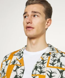 Pier One Uomo T-shirt Con Stampa - White 12 Pier One Uomo T-shirt Con Stampa - White -Moda Perfetta 8a676e91ded74c849fc7b3593d70ef65