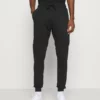 Pier One Uomo Pantaloni Sportivi - Black -Moda Perfetta 8abcd4367e884d77ae9a41afc9d3bde0
