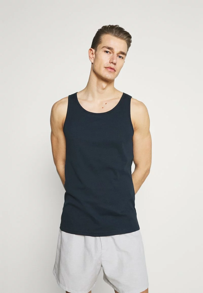 Pier One Uomo 3 PACK - Maglietta Intima - Dark Blue/bordeaux/off-white 5 Pier One Uomo 3 PACK - Maglietta Intima - Dark Blue/bordeaux/off-white - immagine 3